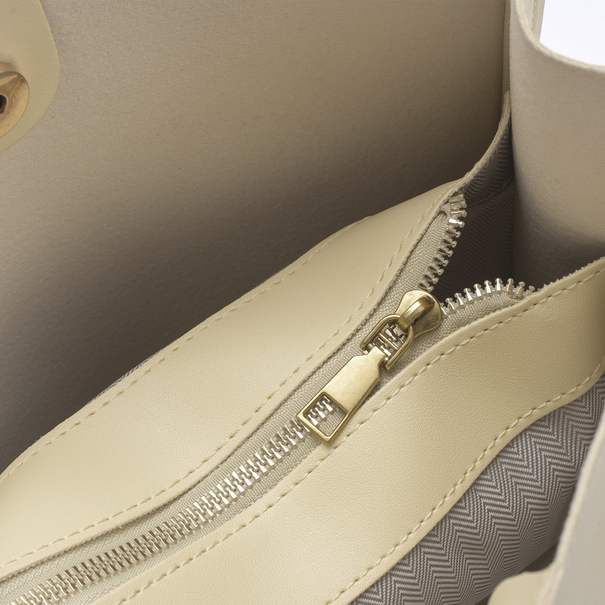 Vegan leather shoulder tote bag