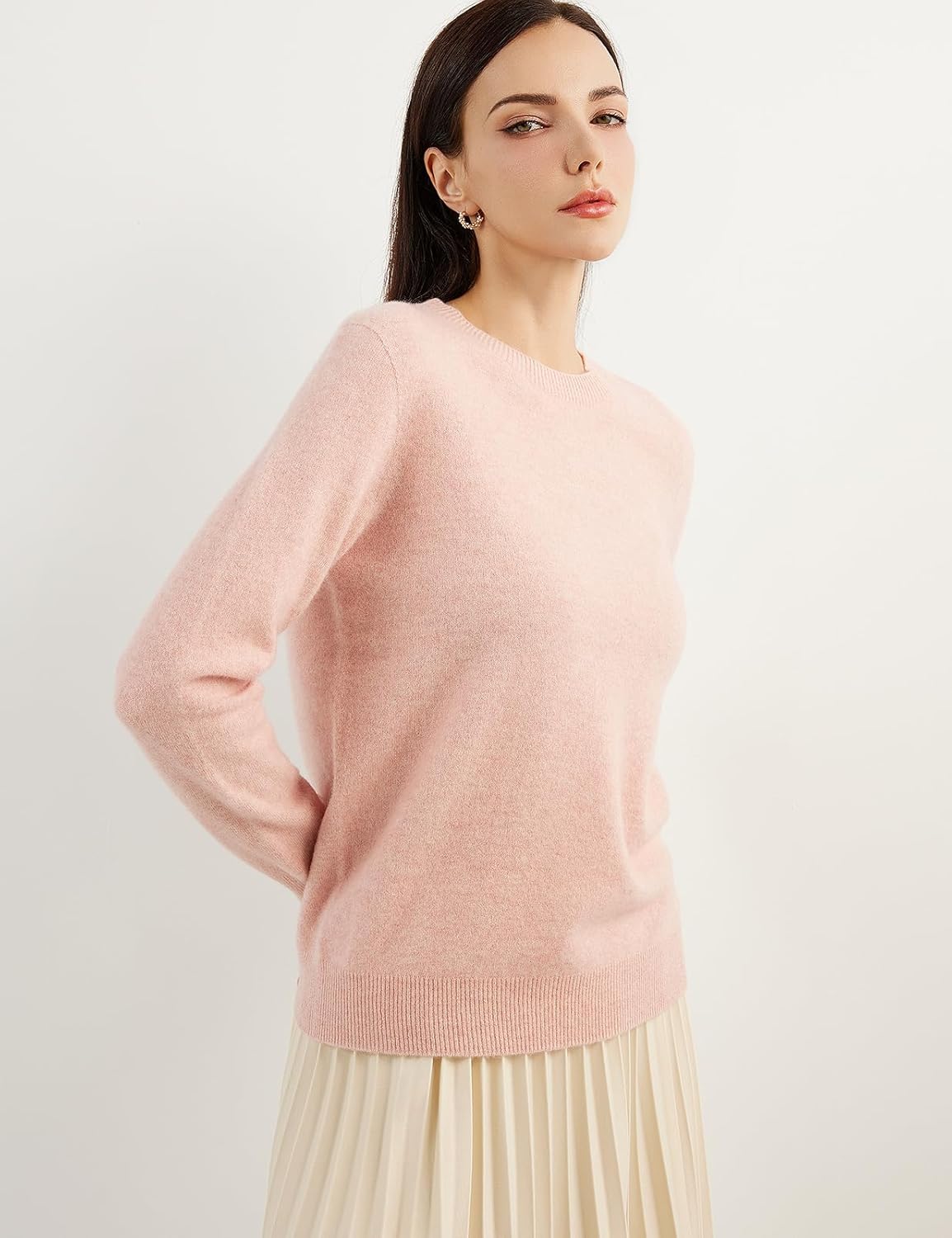 Women's luxe cashmere crew neck sweater