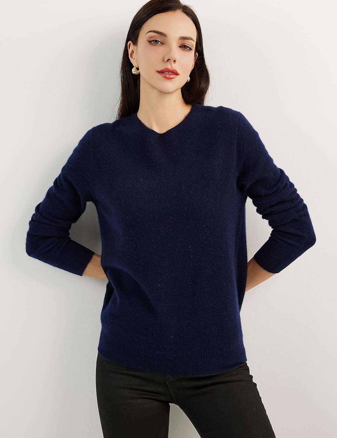 Women's luxe cashmere crew neck sweater
