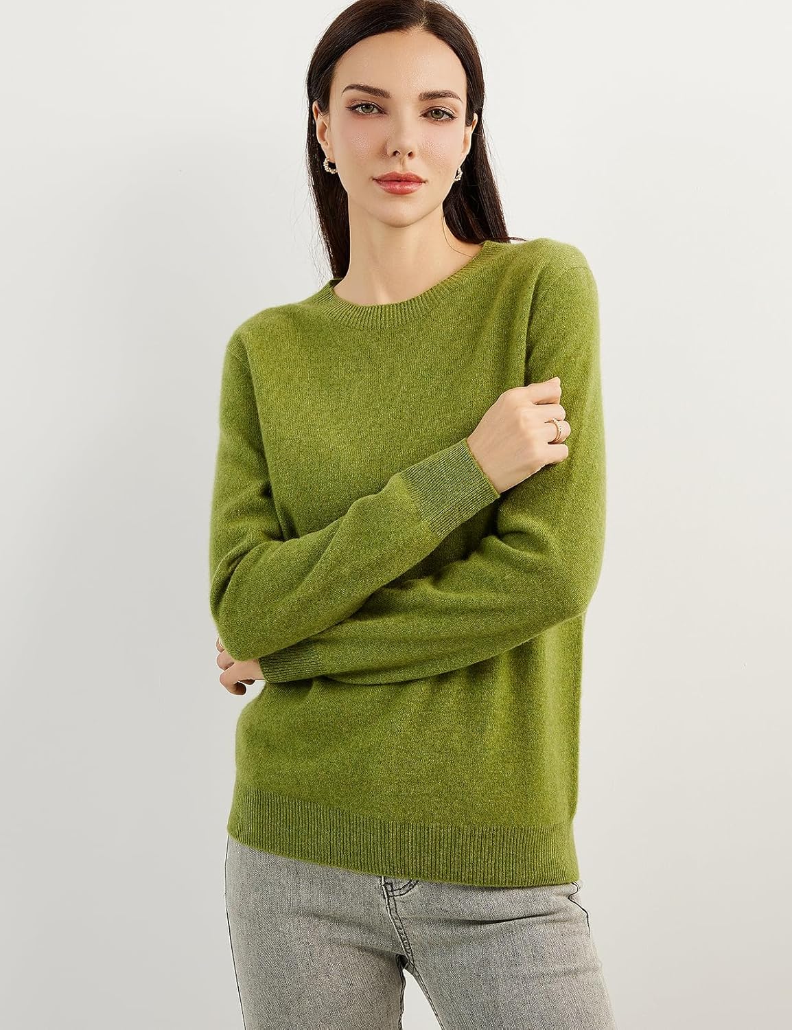 Women's luxe cashmere crew neck sweater