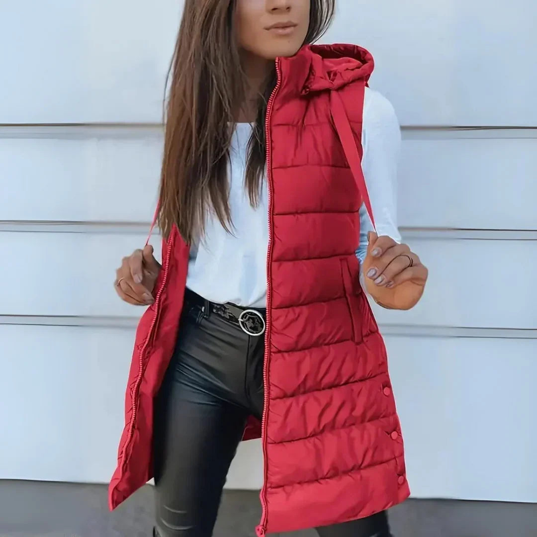 Long quilted hooded vest in red