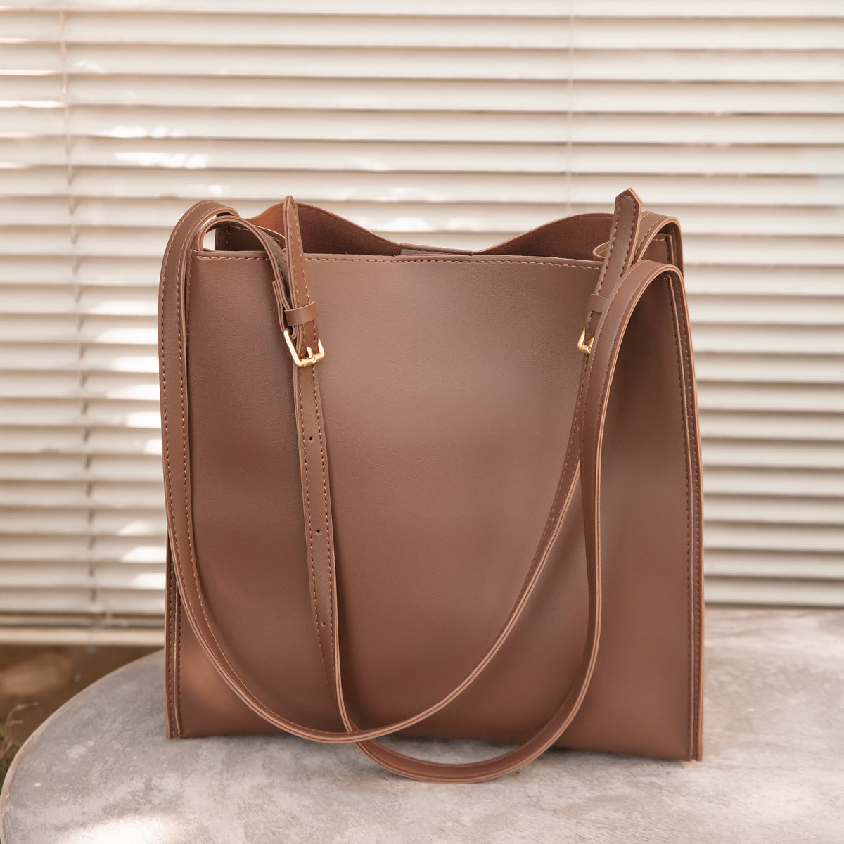Vegan leather shoulder tote bag