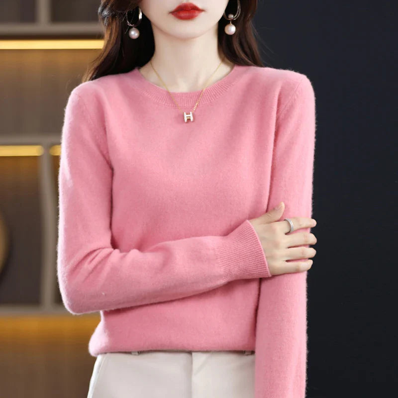 Women's adorable oversized knit sweater for fall and winter in pink