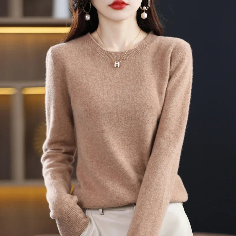Women's adorable oversized knit sweater for fall and winter in gold