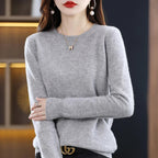Women's adorable oversized knit sweater for fall and winter in grey