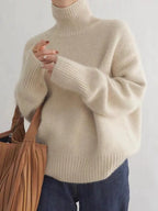 Cashmere turtleneck sweater in beige
