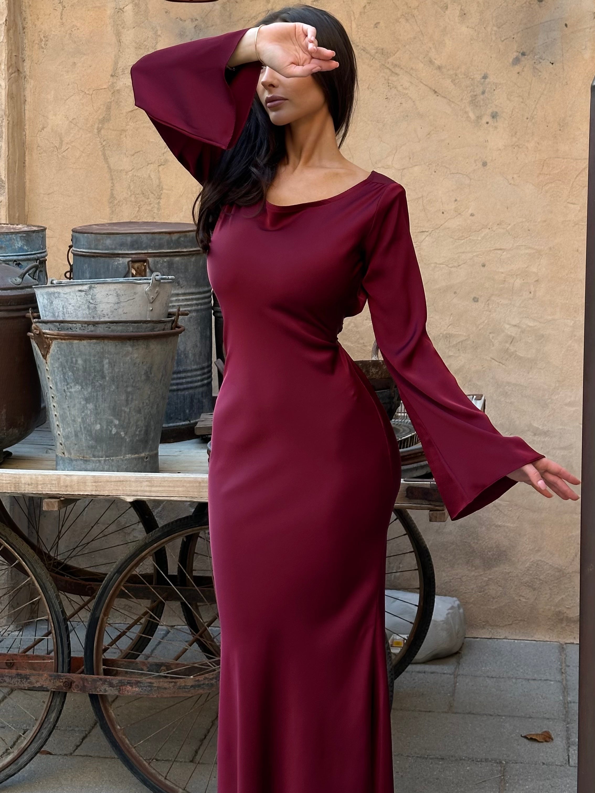 Long Sleeve Figure-Hugging Maxi Dress