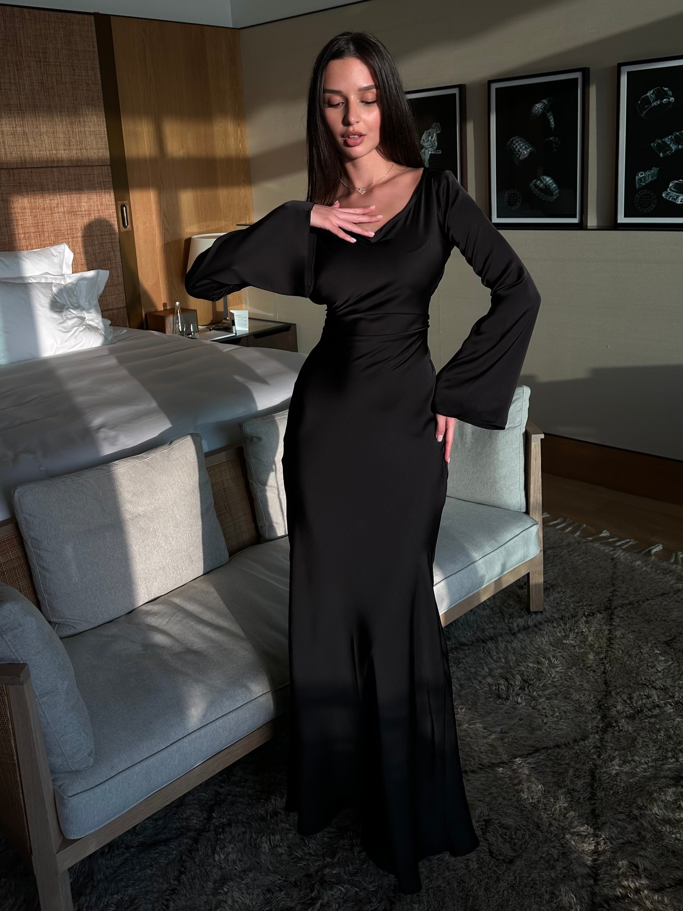 Long Sleeve Figure-Hugging Maxi Dress