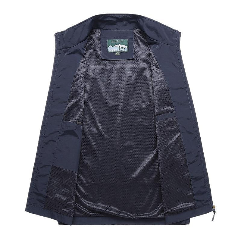 Men's lightweight quick-drying cardigan designed for outdoor activities, featuring breathable fabric and a stylish fit, perfect for hiking, camping, and everyday wear. 2