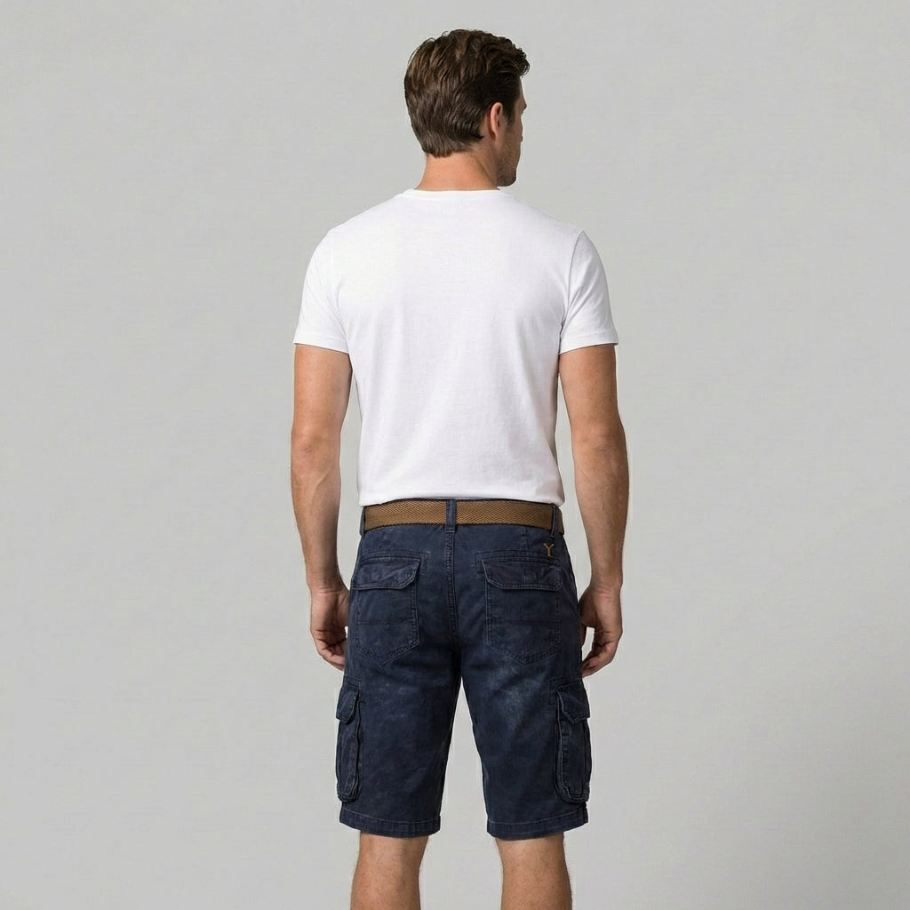Men's regular fit cargo shorts designed for casual outdoor activities, featuring multiple pockets for storage and comfortable fabric for all-day wear. 2