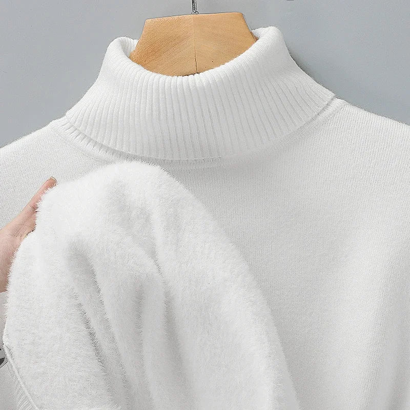 Merino wool turtleneck sweater with ribbed collar