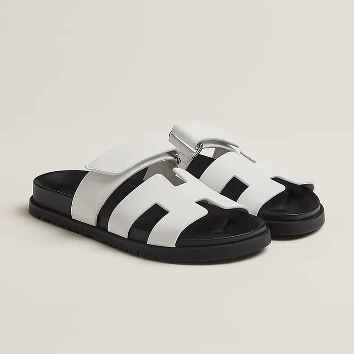 Women's casual sandals inspired by Italian design, featuring a luxurious calfskin insole for ultimate comfort and style. 2