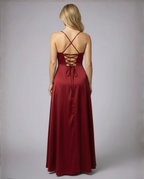 Elegant women's figure-hugging maxi dress designed for evening formal wear, featuring a flattering silhouette and sophisticated style, perfect for special occasions. 1