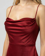 Elegant women's figure-hugging maxi dress designed for evening formal wear, featuring a flattering silhouette and sophisticated style, perfect for special occasions. 2