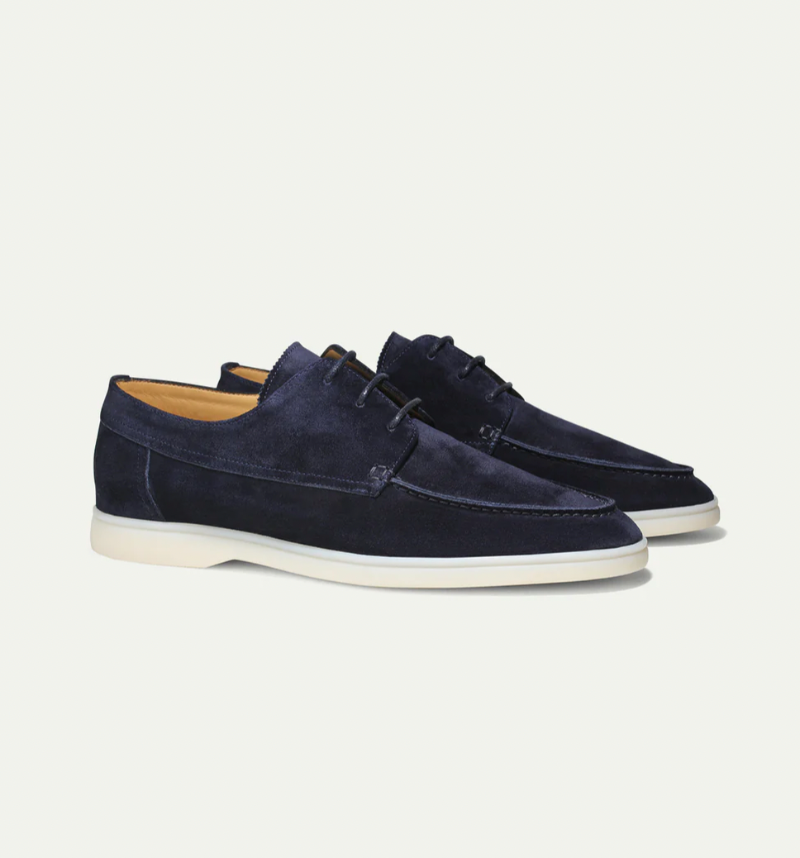 Women's low cut lace-up loafers in stylish design, perfect for casual everyday wear, featuring comfortable fit and versatile color options. 1