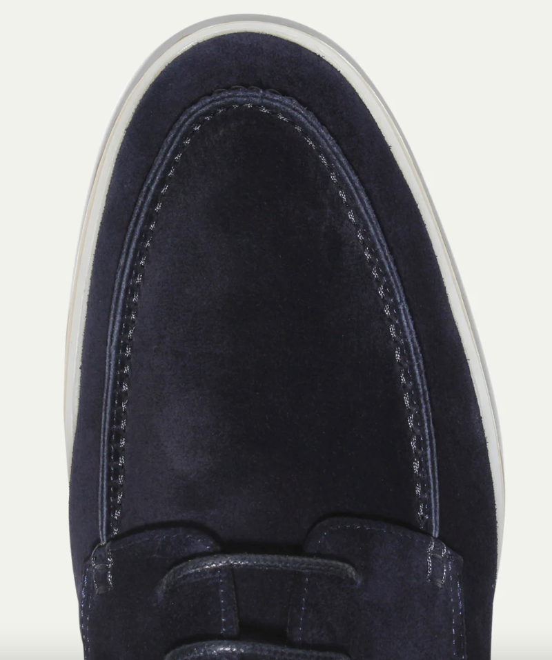 Women's low cut lace-up loafers in stylish design, perfect for casual everyday wear, featuring comfortable fit and versatile color options. 3