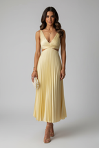 Elegant women's pleated midi formal dress in a sophisticated style, perfect for special events and occasions, featuring a flattering silhouette and versatile color options. 0