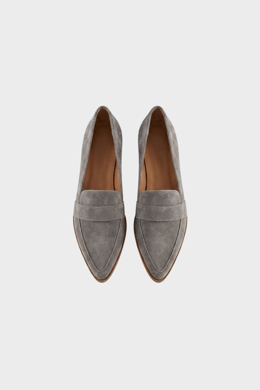 Women's pointed penny loafers featuring a stylish block heel, perfect for everyday wear and versatile enough for both casual and formal outfits. 4