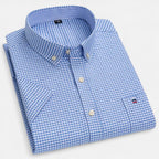 Women's short sleeve oxford shirt in a light and breathable fabric, perfect for casual summer outings, featuring a classic collar and a relaxed fit for comfortable wear 7