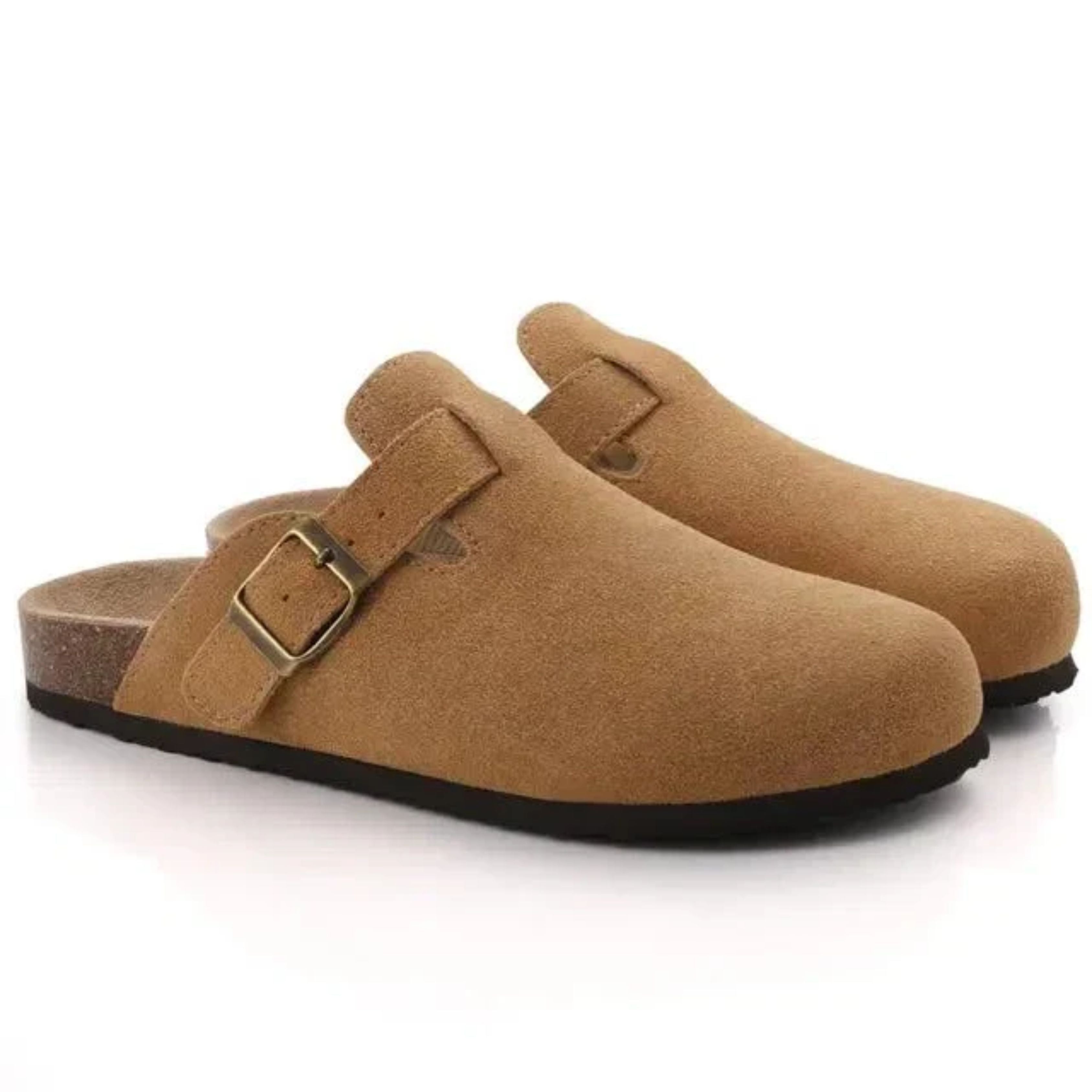 Women's slip-on suede clogs featuring an adjustable buckle, perfect for casual wear and comfortable all-day use. 2