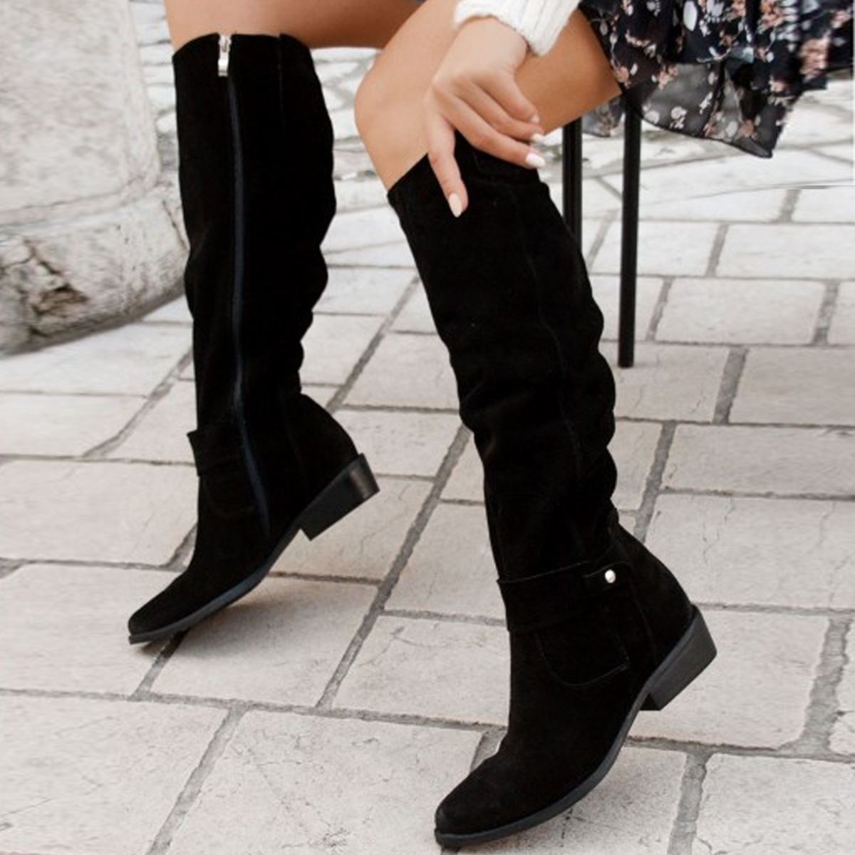 Stylish women's slouch knee high boots perfect for casual and smart evening wear, featuring a comfortable design and elegant silhouette. 6