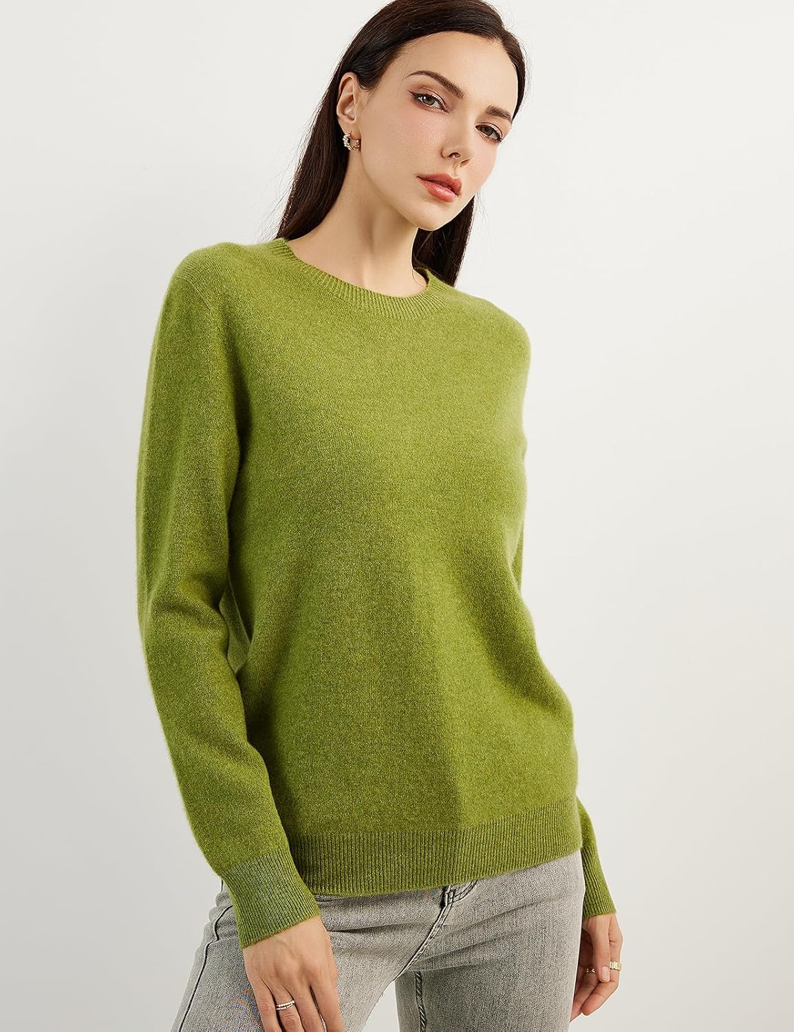 Women's luxe cashmere crew neck sweater