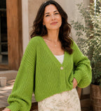 Cropped chunky knit cardigan sweater in green