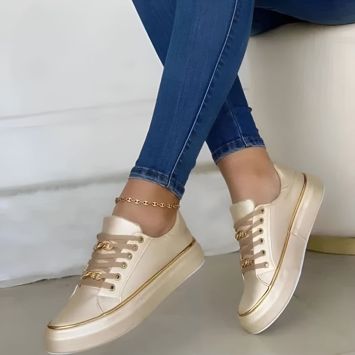 Women's Orthopedic Everyday Sneaker