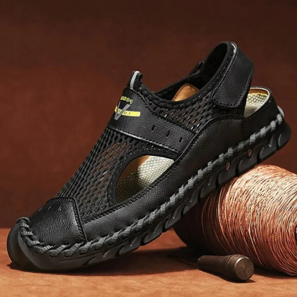 Men's orthopedic mesh sandals with arch support in black