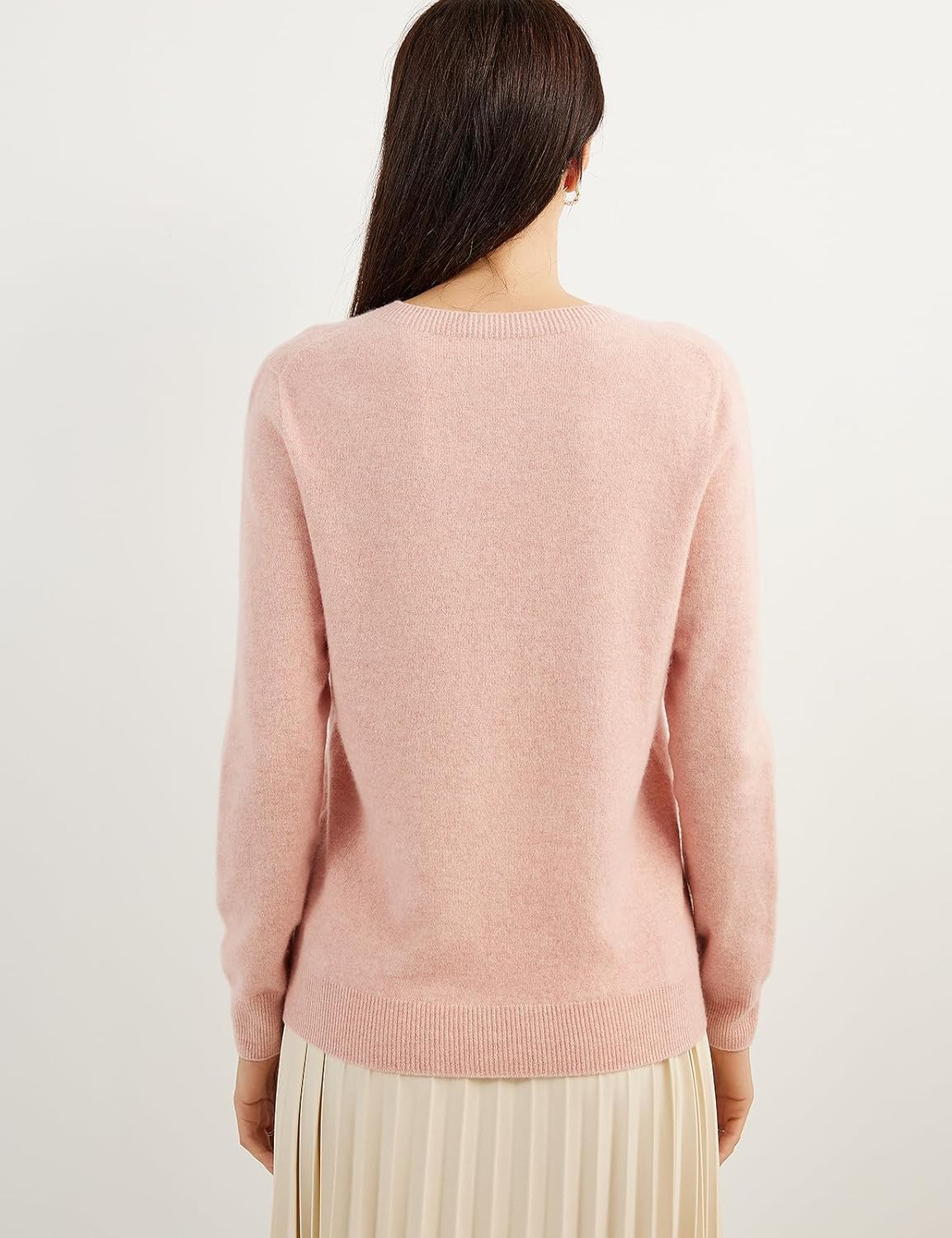 Women's luxe cashmere crew neck sweater